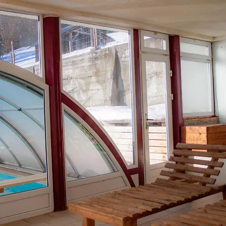 Ξενοδοχείο Швагри *