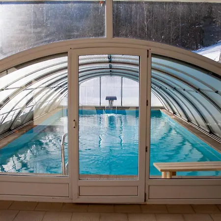 Швагри فندق أوريافتشيك