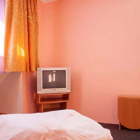 Швагри Hotel Oryavchyk